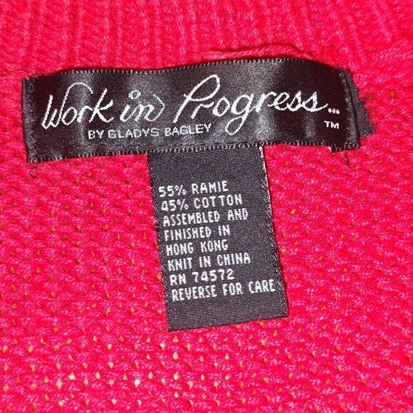 Work in Progress red Christmas Present sequin sweater vest cardigan Sz 2X - Picture 5 of 5